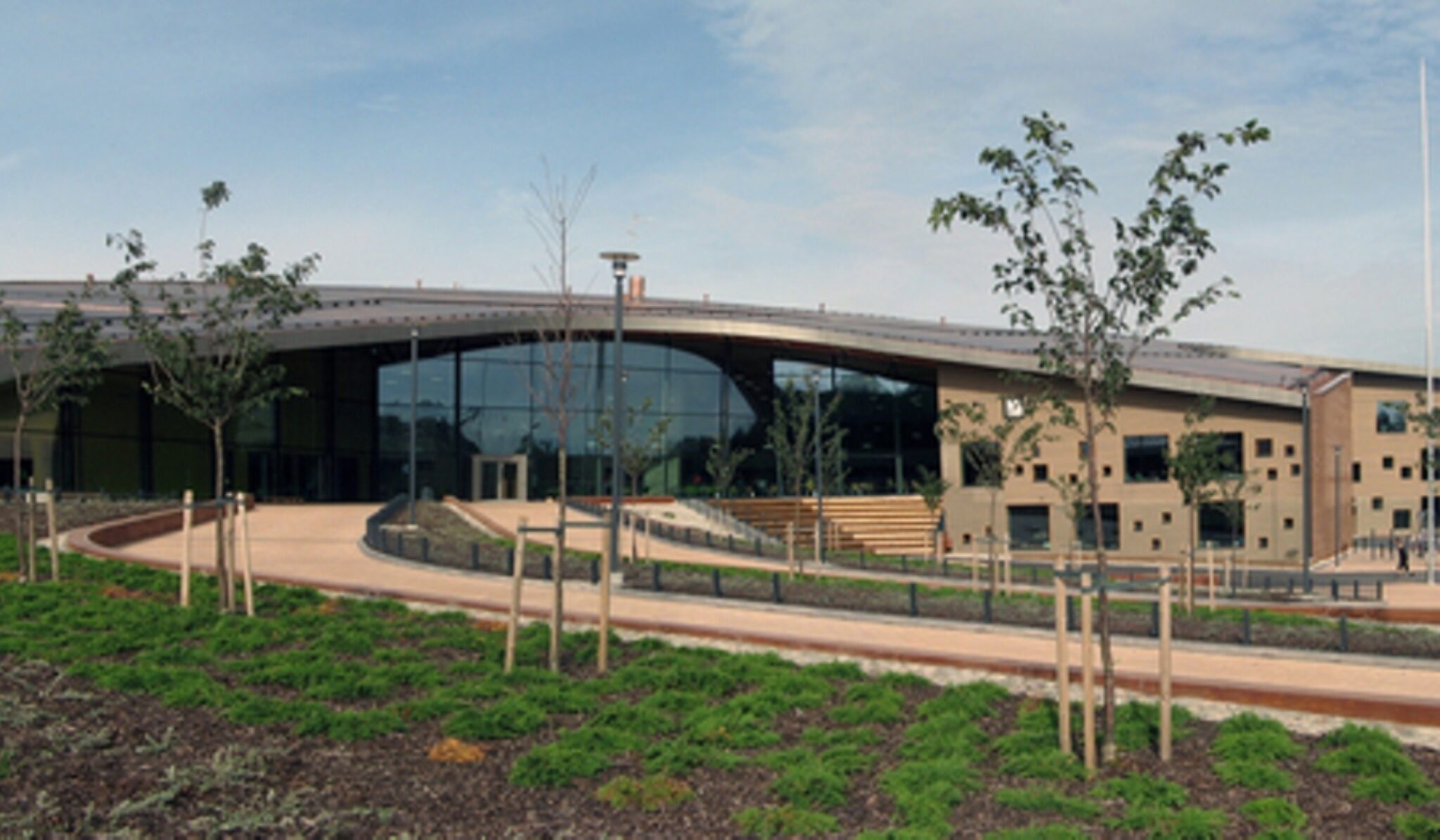 Vuoden Ympäristörakenne 2013: Saunalahden koulun piha-alue.